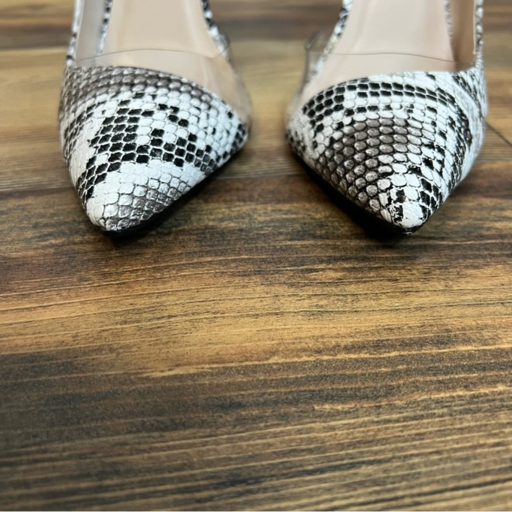 Qupid Snake Print Closed Toe Heels Size 9 - image 5